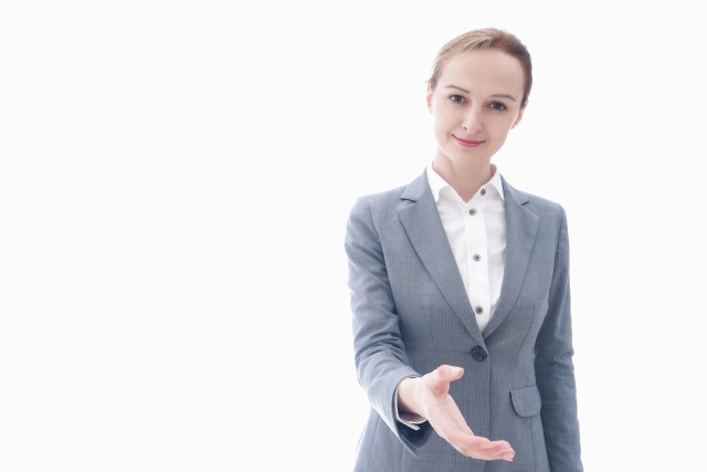 日本の賃貸物件で外国籍の方に緊急連絡先が求められる理由